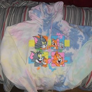 Tom and jerry size hoodie size M